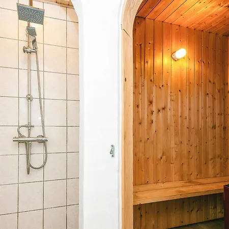 Xxv Holiday home *